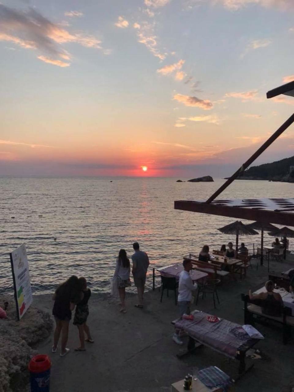 Sunset Old Town Bed & Breakfast Ulcinj Bagian luar foto